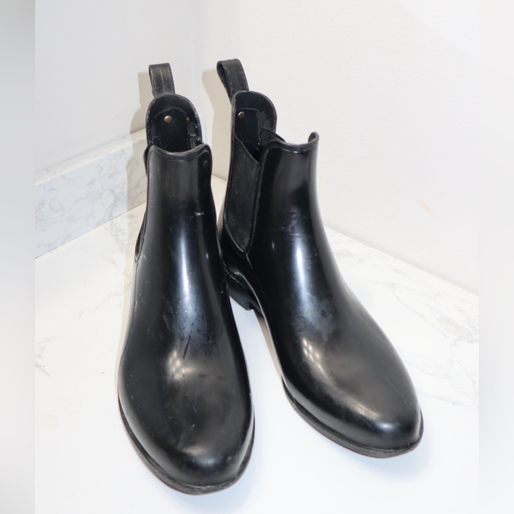 Black Rain Boots